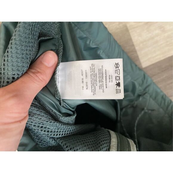 Columbia Flash Forward Windbreaker Green/Blue Jacket - Women's Size XS, MSRP $50 - Picture 8 of 11